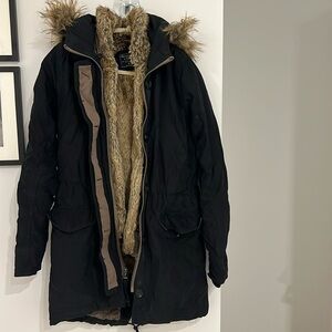 Abercrombie & Fitch jacket and vest can be use separately. 2 in 1 jacket